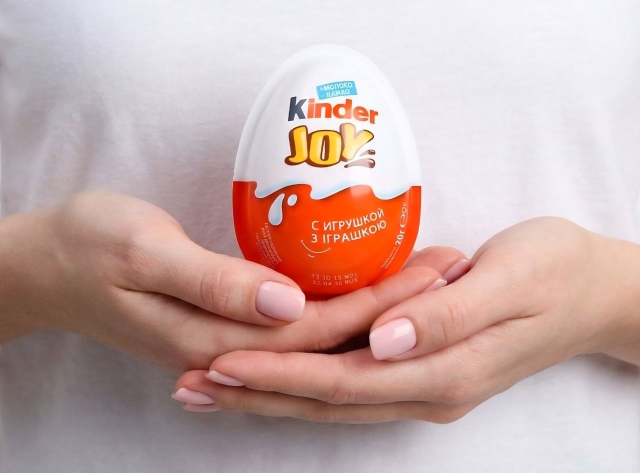 Шоколадное яйцо «KINDER JOY»